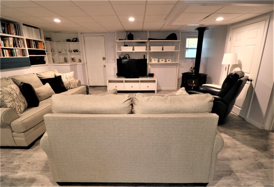 80 Old Pine Road Narragansett, RI 02882 - Photo 24 of 47