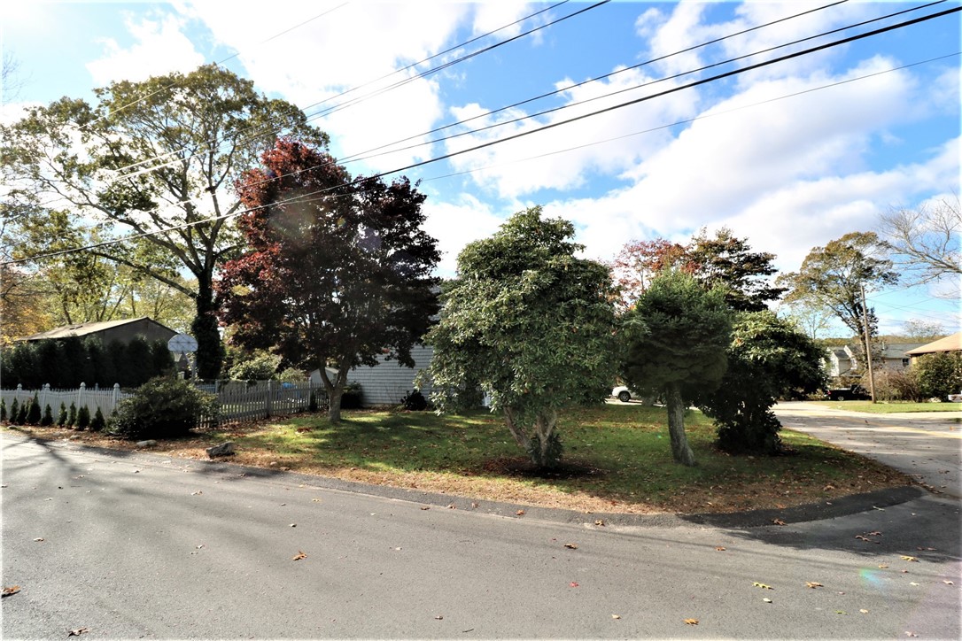 80 Old Pine Road Narragansett, RI 02882 - Photo 36 of 47