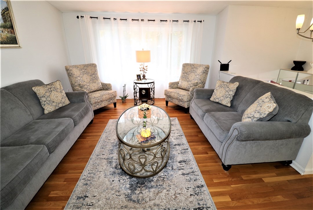 80 Old Pine Road Narragansett, RI 02882 - Photo 4 of 47