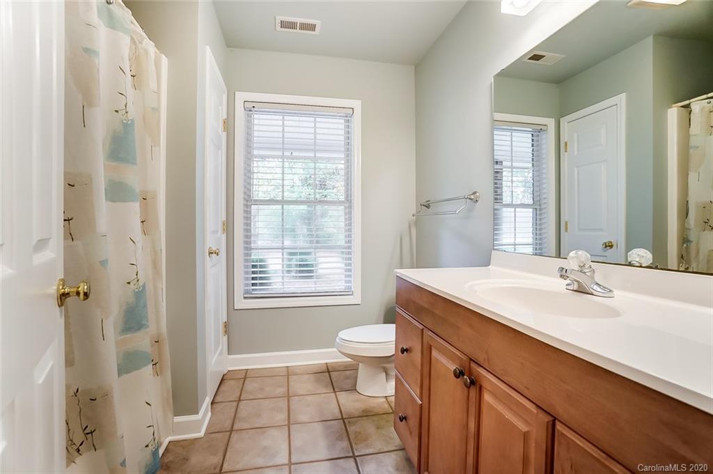 7782 Rabbit Circle Denver, NC 28037 - Photo 29 of 38 Gallery Image 29