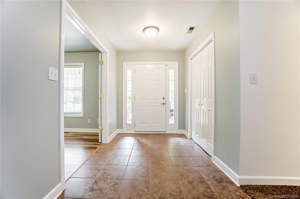 7782 Rabbit Circle Denver, NC 28037 - Photo 7 of 38 Gallery Image 7