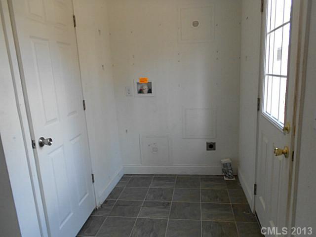1100 Hardin Road Dallas, NC 28034 - Photo 8 of 11 Gallery Image 8