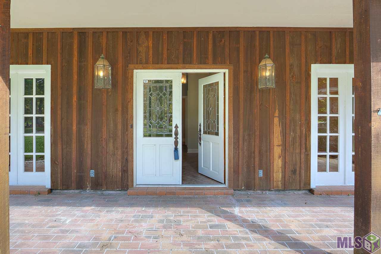 6135 Riverbend Boulevard Baton Rouge, LA 70820 - Photo 3 of 35 Gallery Image 3