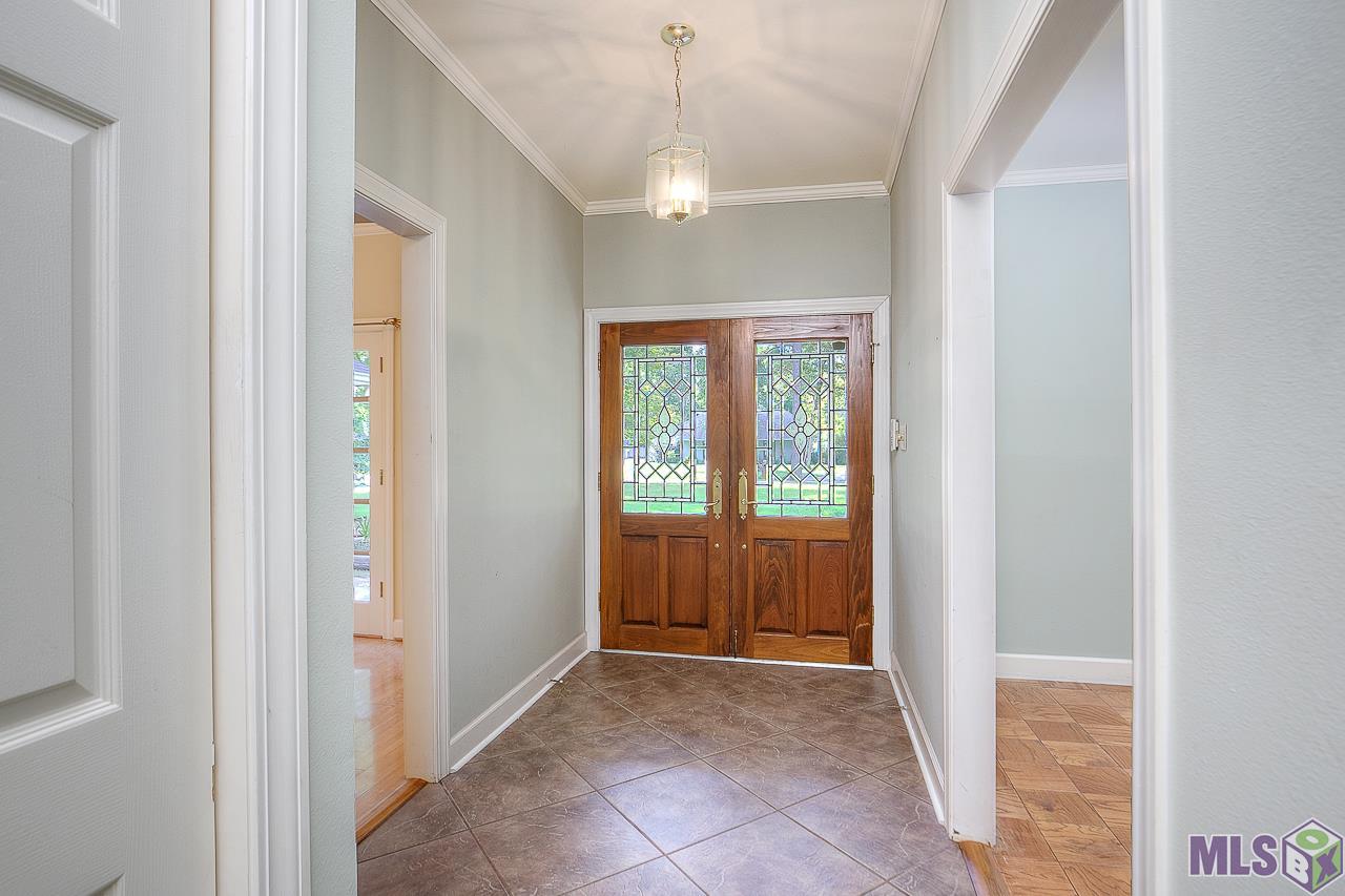 6135 Riverbend Boulevard Baton Rouge, LA 70820 - Photo 8 of 35 Gallery Image 8