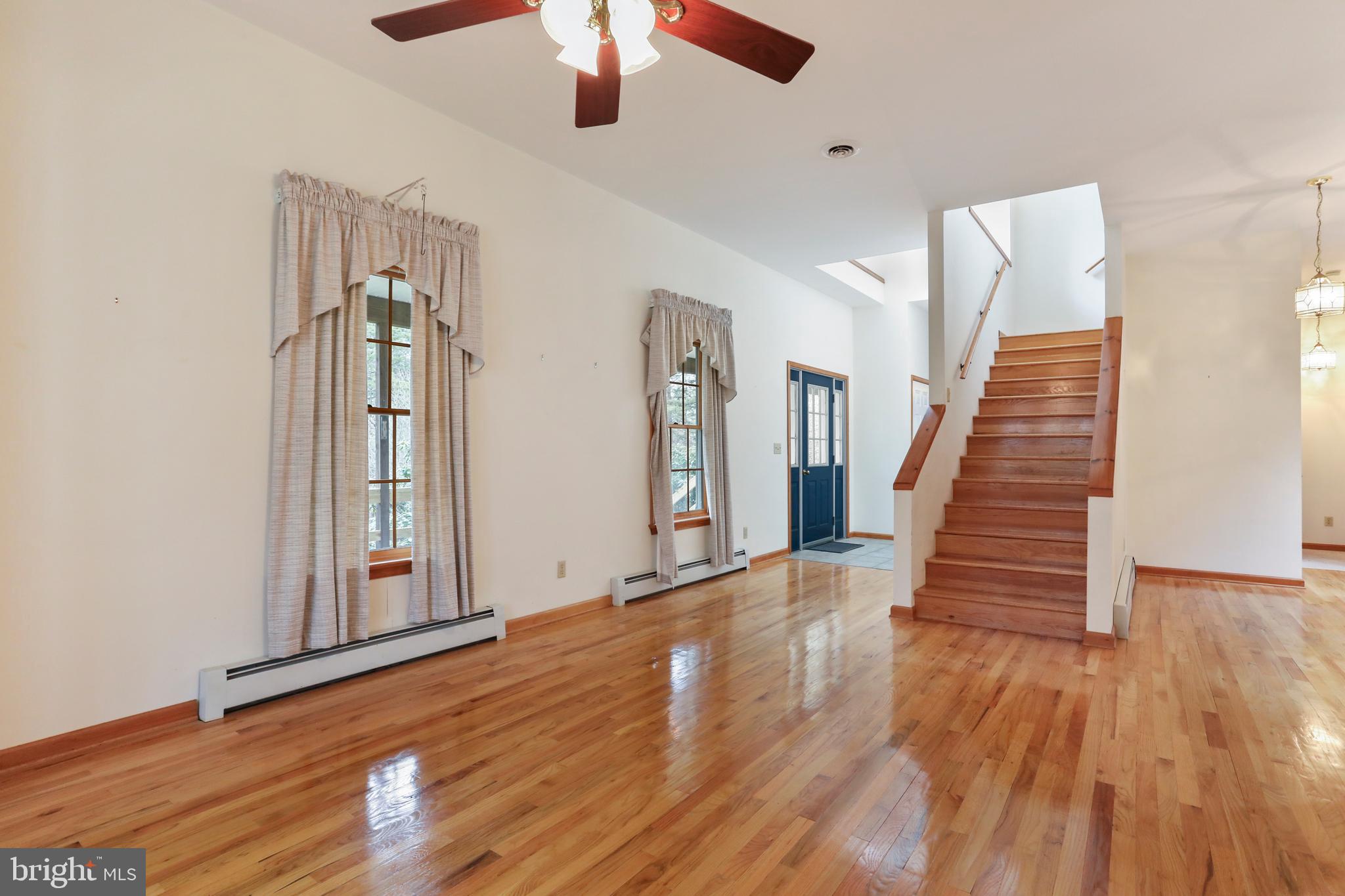 395 Packing House Road Berkeley Springs, WV 25411 - Photo 20 of 83