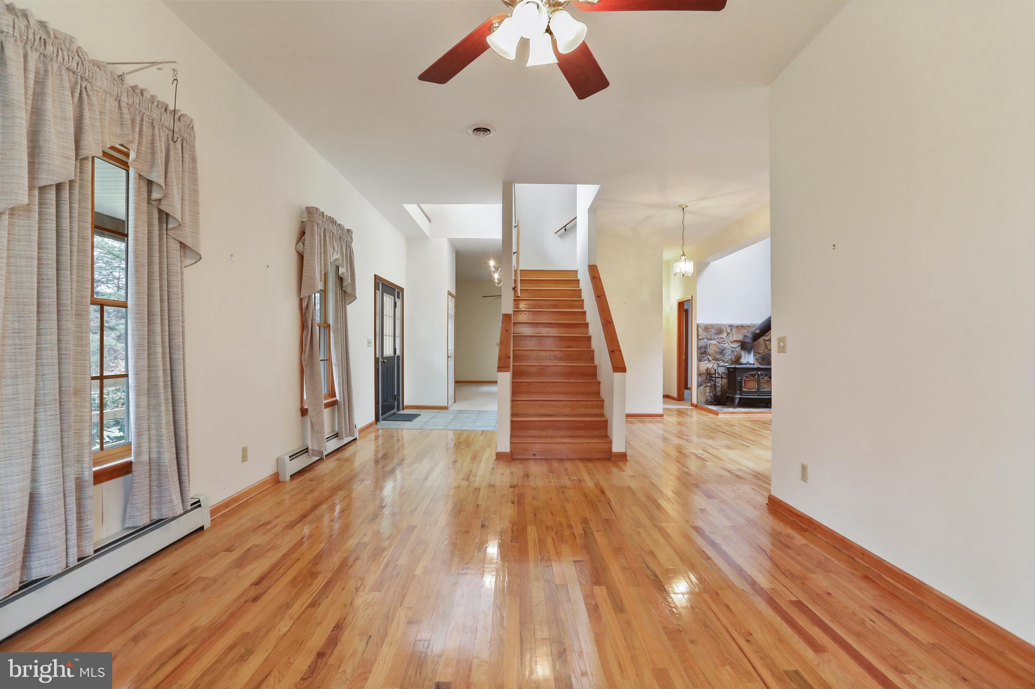 395 Packing House Road Berkeley Springs, WV 25411 - Photo 21 of 83