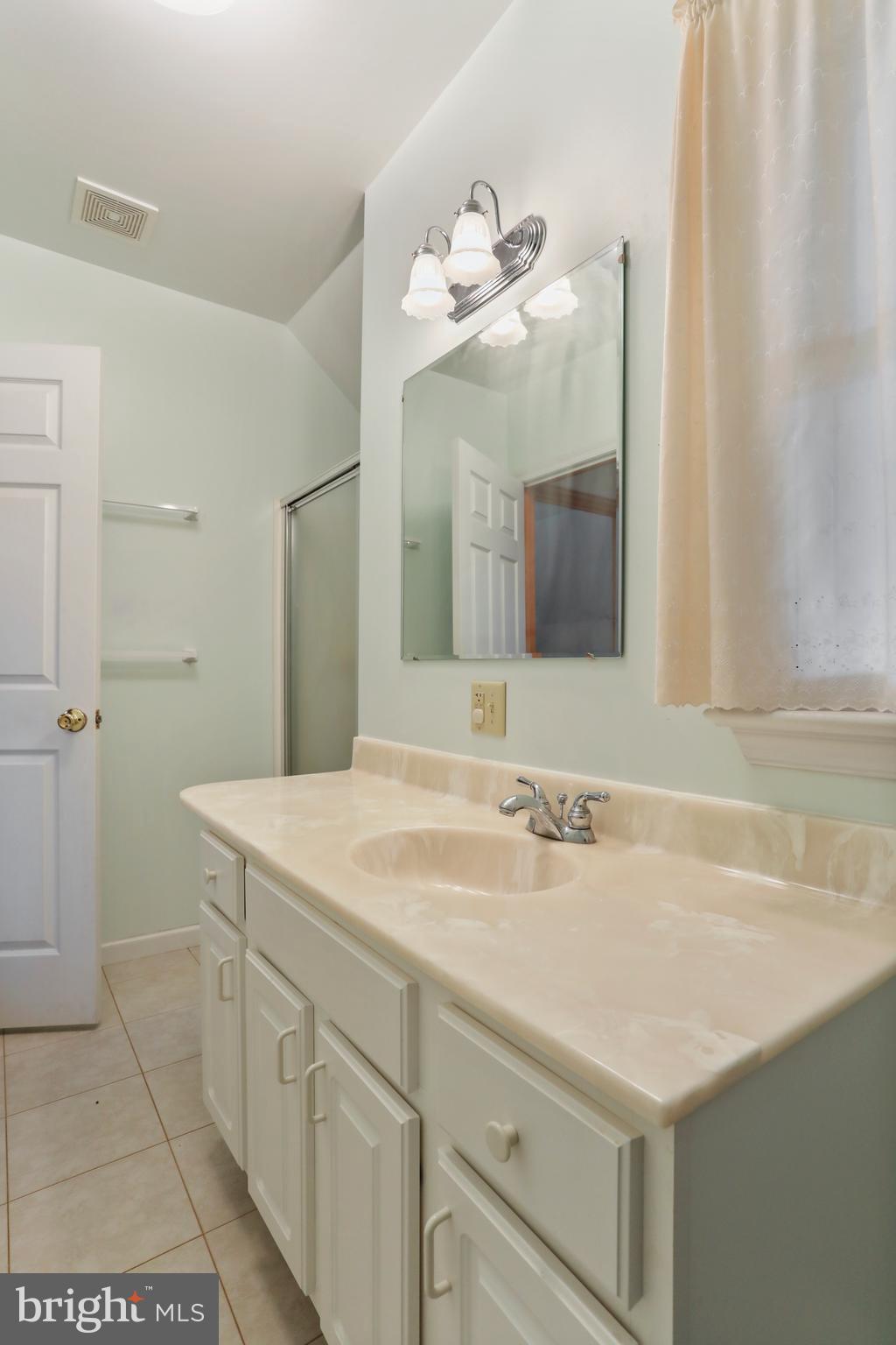 395 Packing House Road Berkeley Springs, WV 25411 - Photo 24 of 83
