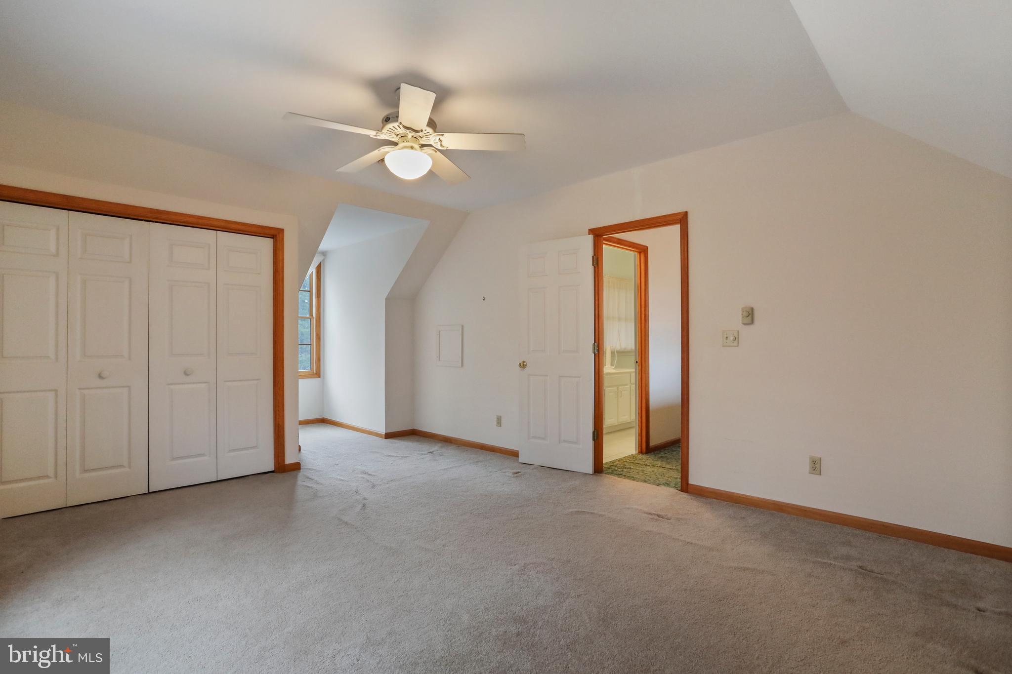 395 Packing House Road Berkeley Springs, WV 25411 - Photo 27 of 83