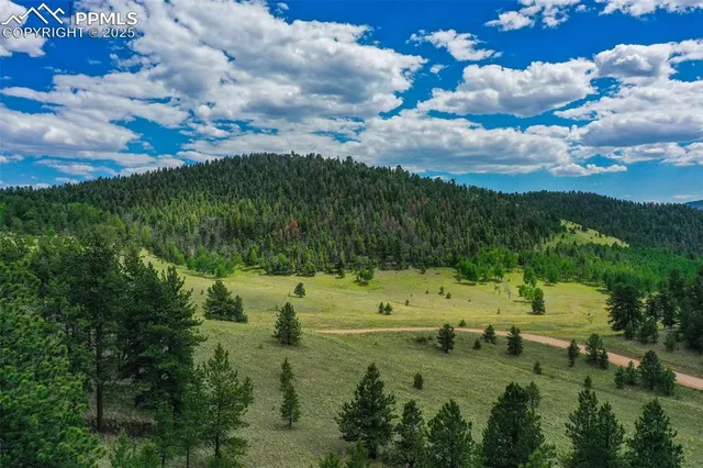 a view of a lake with houses