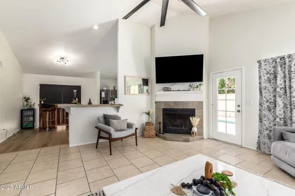 $440,000 | 19230 North 5th Street, Phoenix, AZ 85024