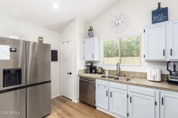 $440,000 | 19230 North 5th Street, Phoenix, AZ 85024