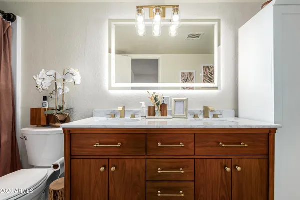 $440,000 | 19230 North 5th Street, Phoenix, AZ 85024