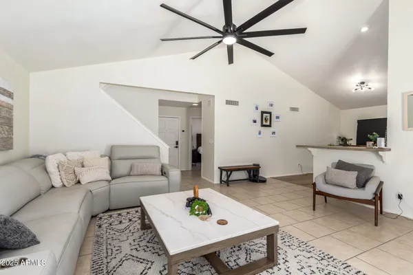 $440,000 | 19230 North 5th Street, Phoenix, AZ 85024