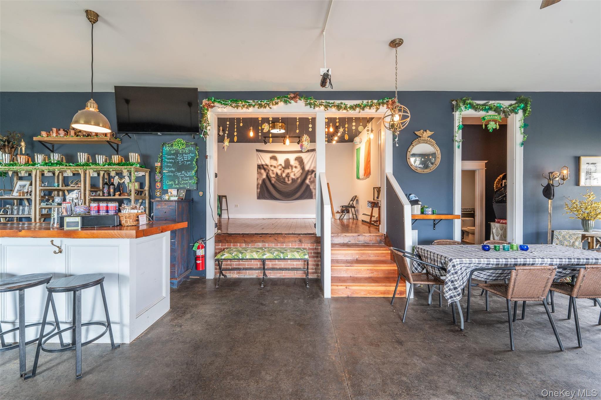 13100 Main Road Mattituck, NY 11952 - Photo 24 of 25 13100 Main Rd, Mattituck