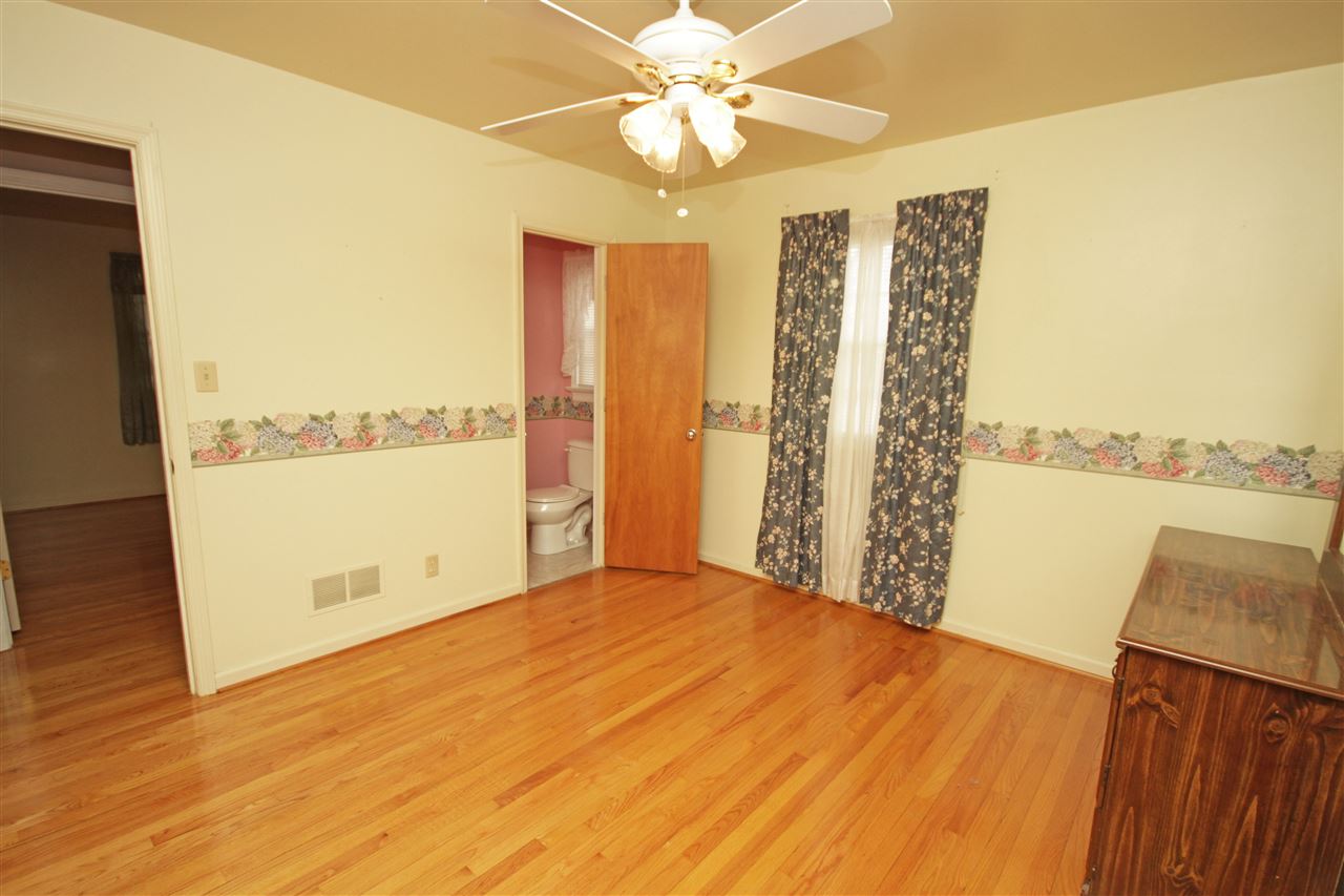 384 Bybee Road Louisa, VA 23093 - Photo 10 of 23 a view of a room with a large window