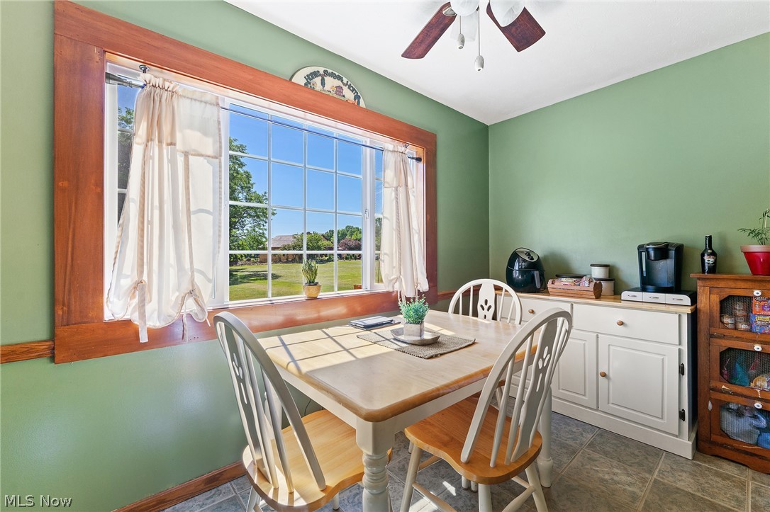 691 Warner Road Southeast Brookfield, OH 44403 - Photo 14 of 28 Gallery Image 14