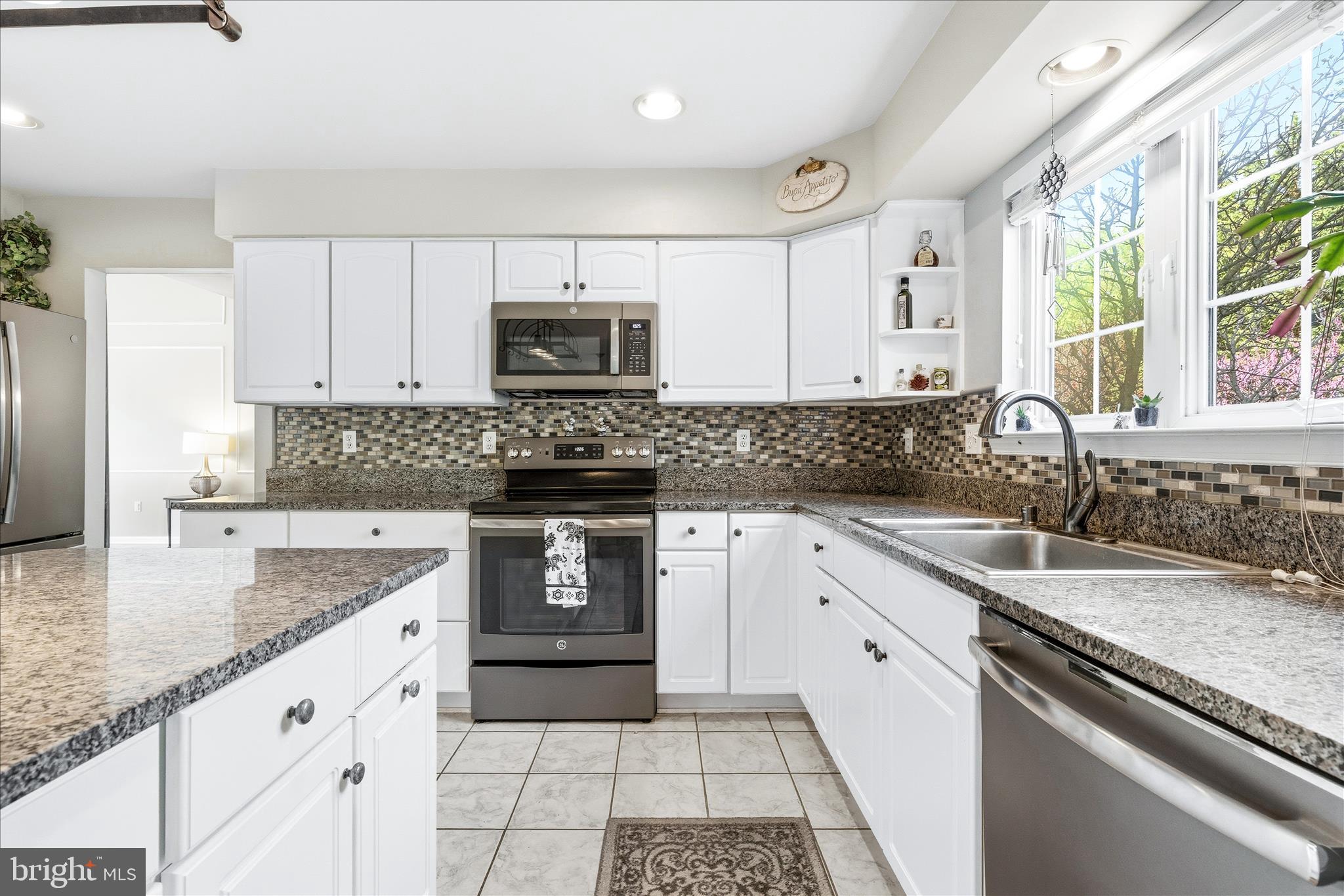 4114 Lomar Terrace Mount Airy, MD 21771 - Photo 25 of 91 Kitchen