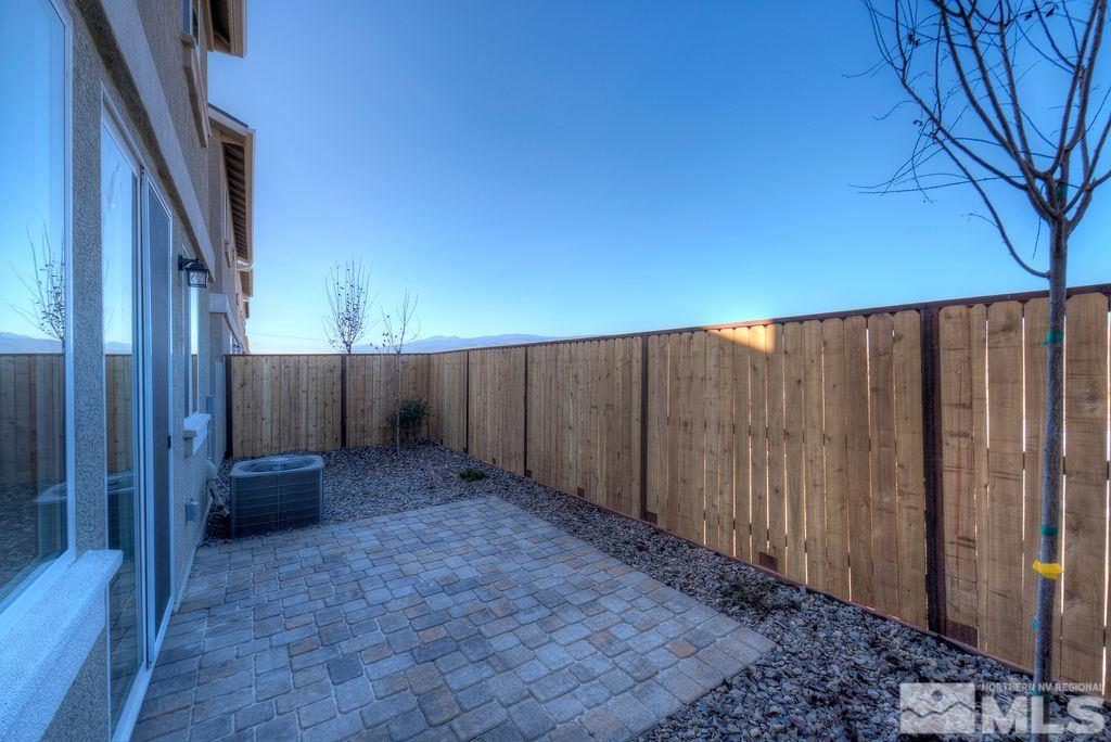 3626 Ruidoso Reno, NV 89512 - Photo 6 of 34 Photo 6