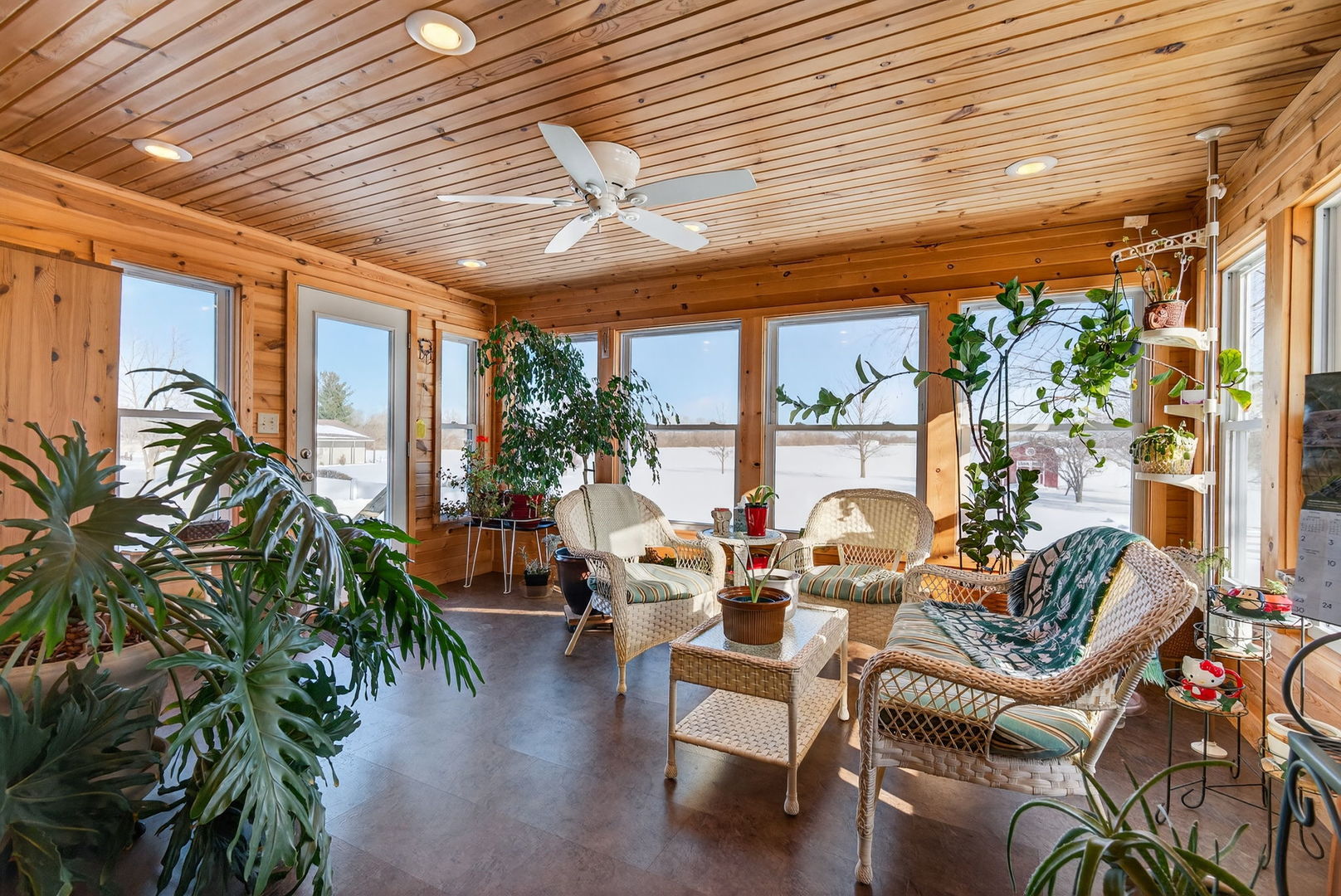 2420 North Dwight Road Morris, IL 60450 - Photo 14 of 38 a outdoor space with furniture