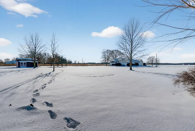 a view of a basketball court