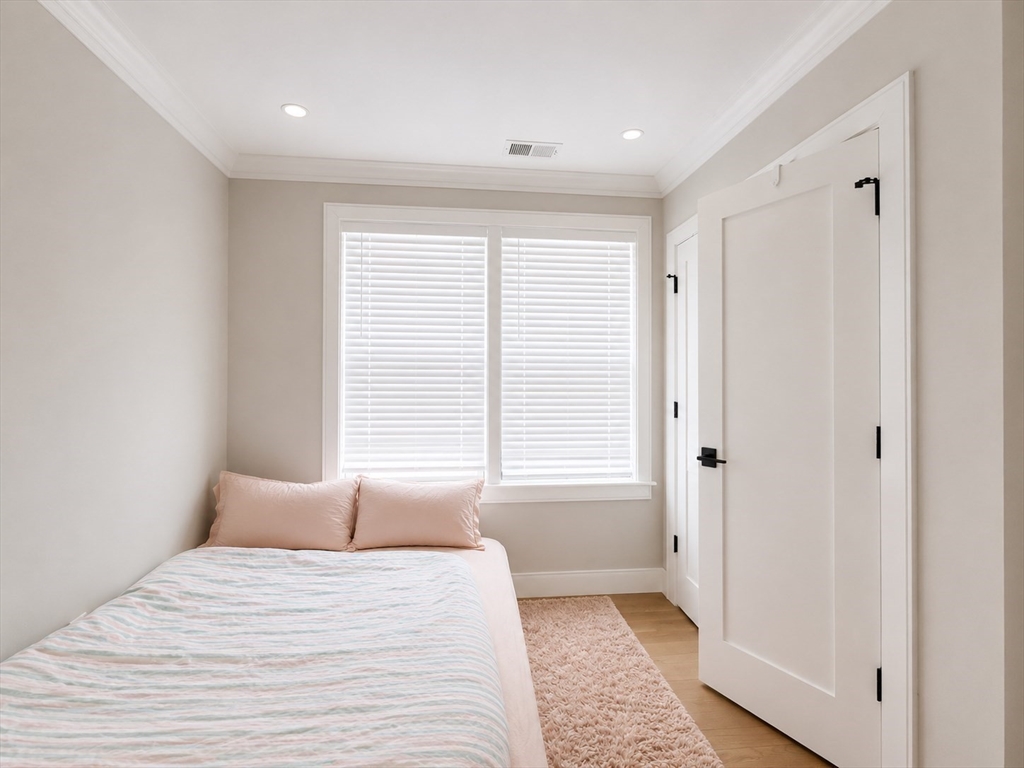 13 Greylock Road, Unit 3 Boston, MA 02134 - Photo 10 of 14