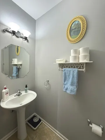 $309,000 | 10037 Cummings Street, Unit 503, Huntley, IL 60142