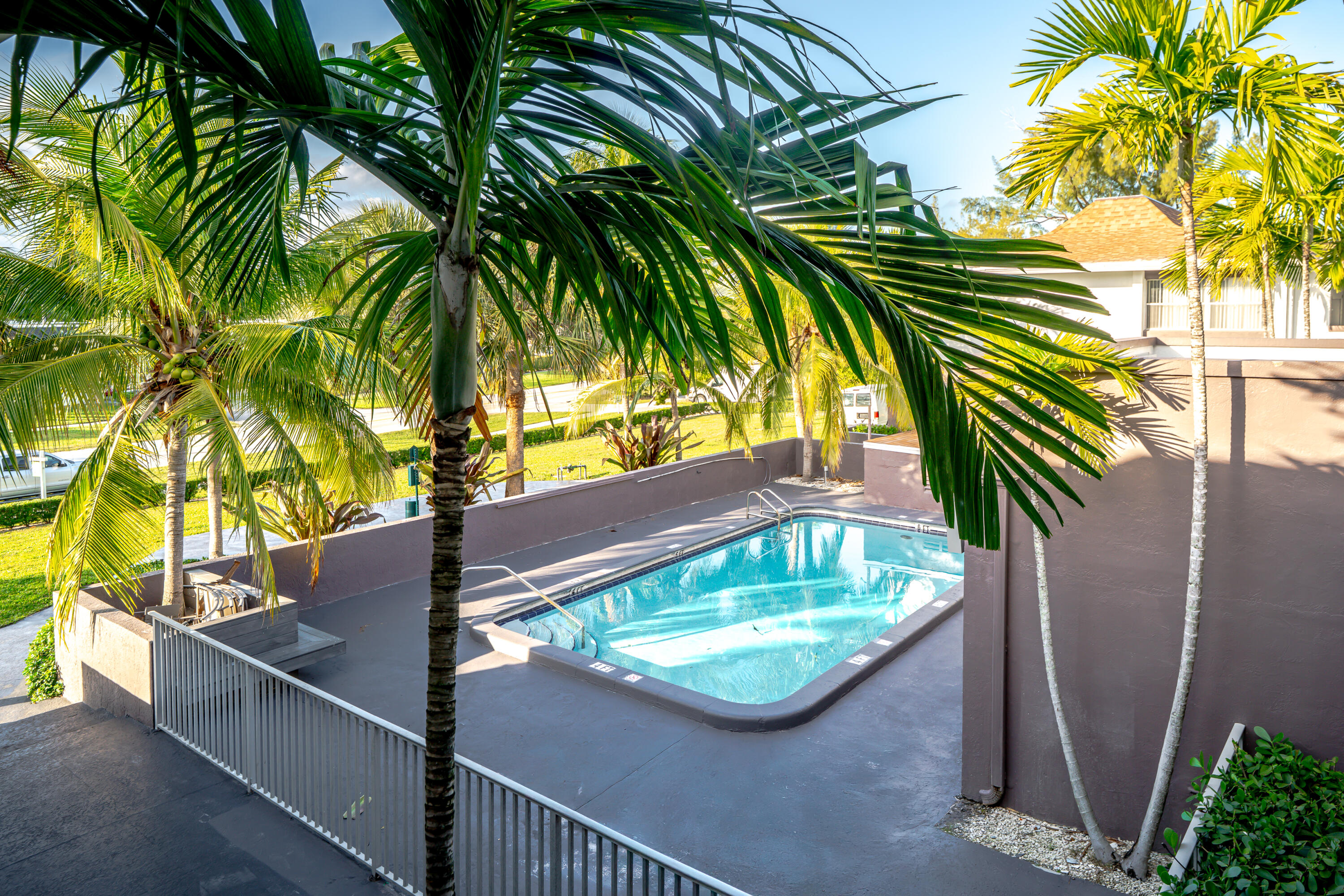 1800 Northwest 4th Avenue Boca Raton, FL 33432 - Photo 1 of 21 1800-29