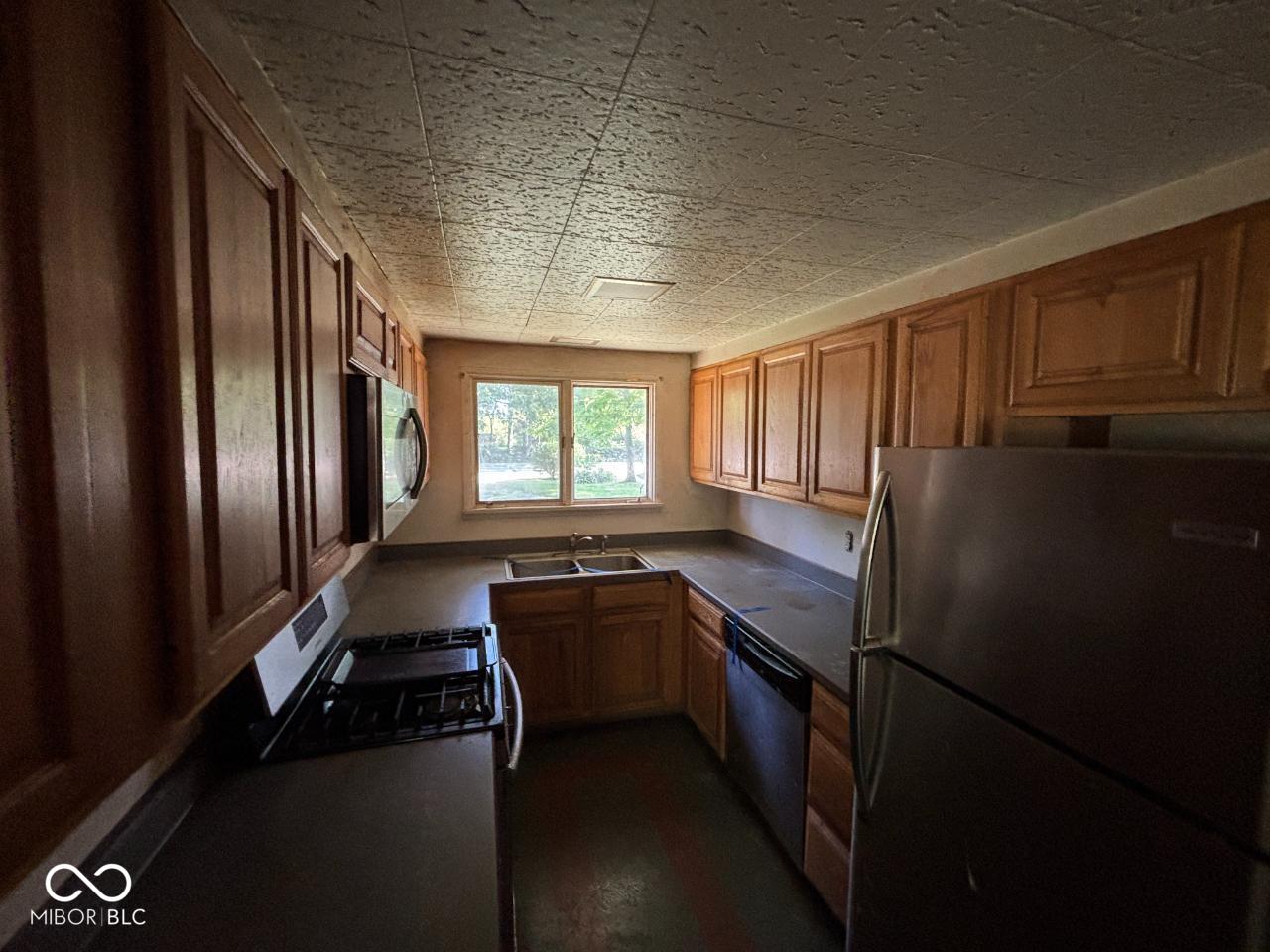 7601 West Cornbread Road Yorktown, IN 47396 - Photo 13 of 27 Gallery Image 13