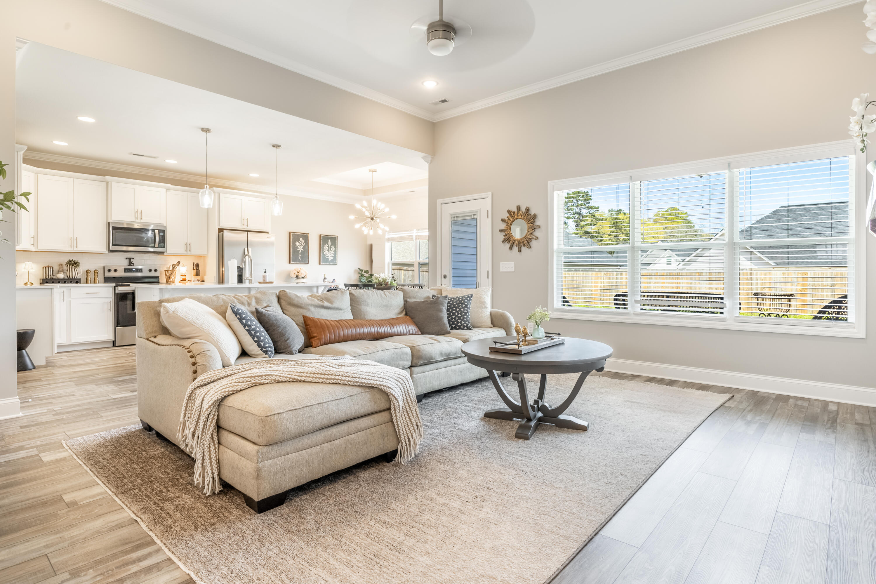5031 Oop Road Chattanooga, TN 37416 - Photo 3 of 29 Living room