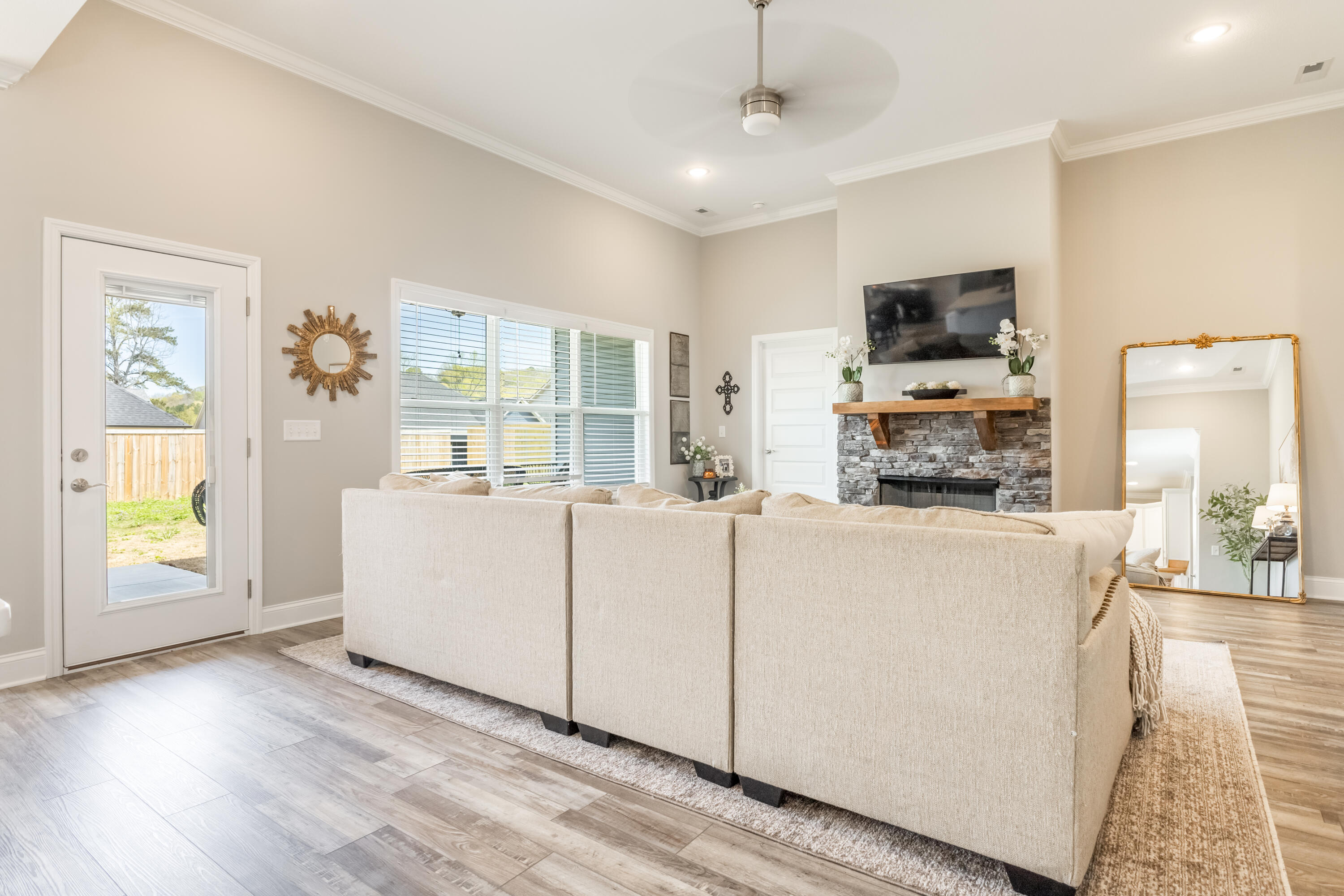 5031 Oop Road Chattanooga, TN 37416 - Photo 8 of 29 Living area