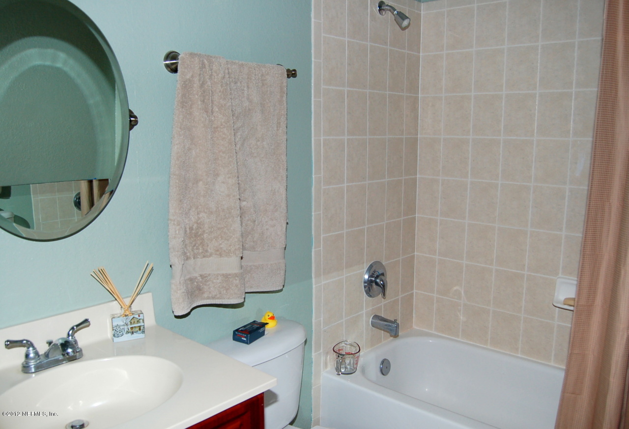 9745 Touchton Road, Unit 502 Jacksonville, FL 32246 - Photo 8 of 21 Bathroom 1