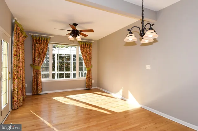 $3,200 | 43265 Morven Square, Ashburn, VA 20147