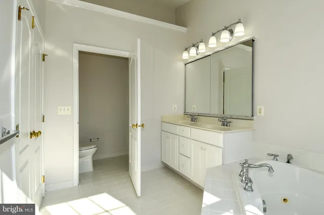 $3,200 | 43265 Morven Square, Ashburn, VA 20147