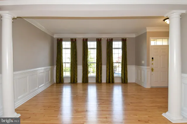 $3,200 | 43265 Morven Square, Ashburn, VA 20147