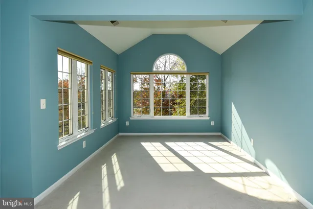 $3,200 | 43265 Morven Square, Ashburn, VA 20147