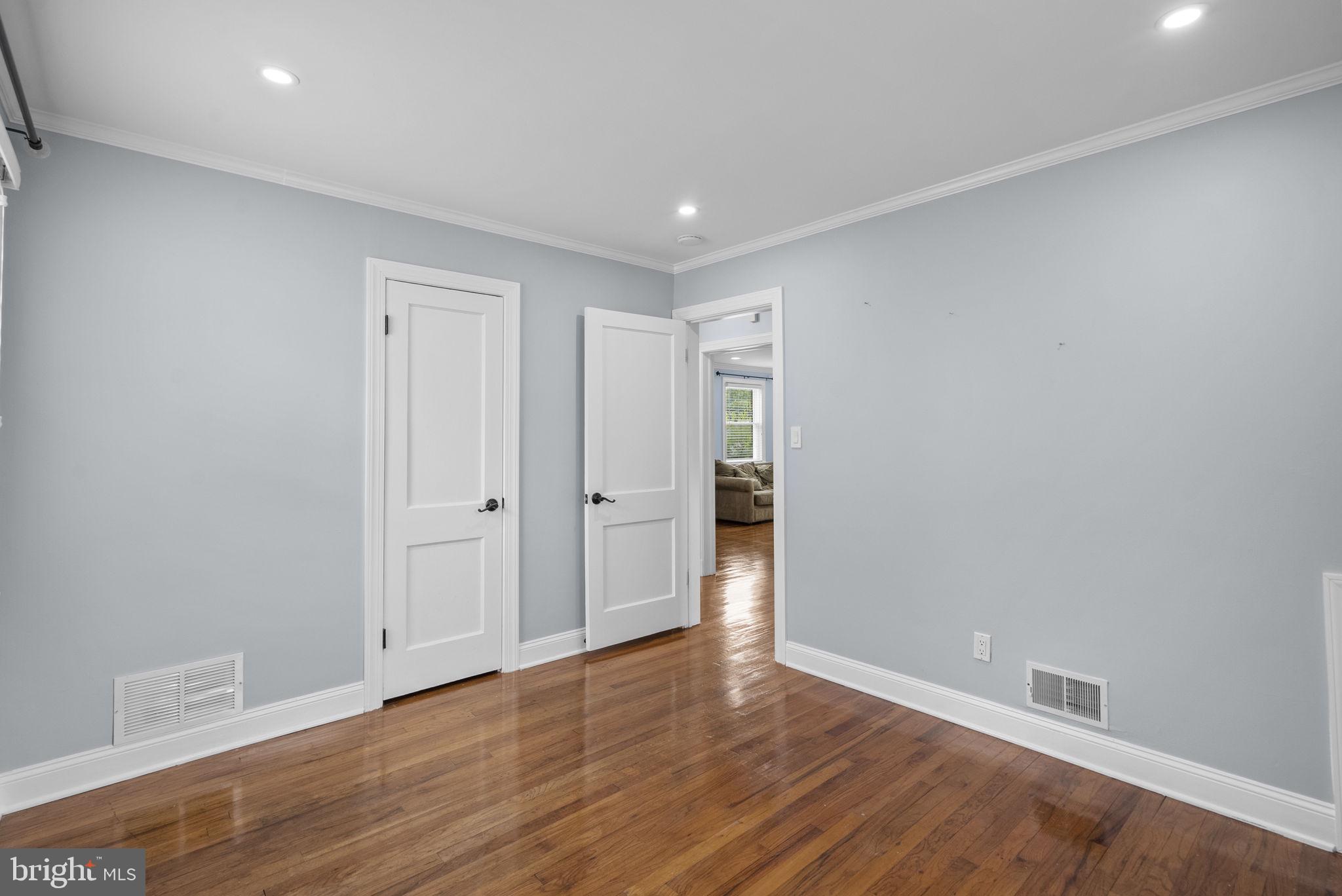 3013 Medway Street Silver Spring, MD 20902 - Photo 16 of 30 Bright and airy room with charm.
