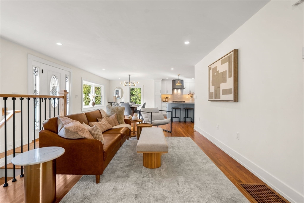 10 High Street Salisbury, MA 01952 - Photo 11 of 40