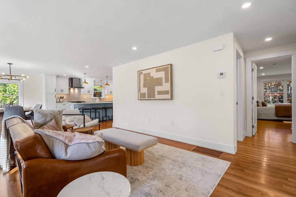 10 High Street Salisbury, MA 01952 - Photo 13 of 40