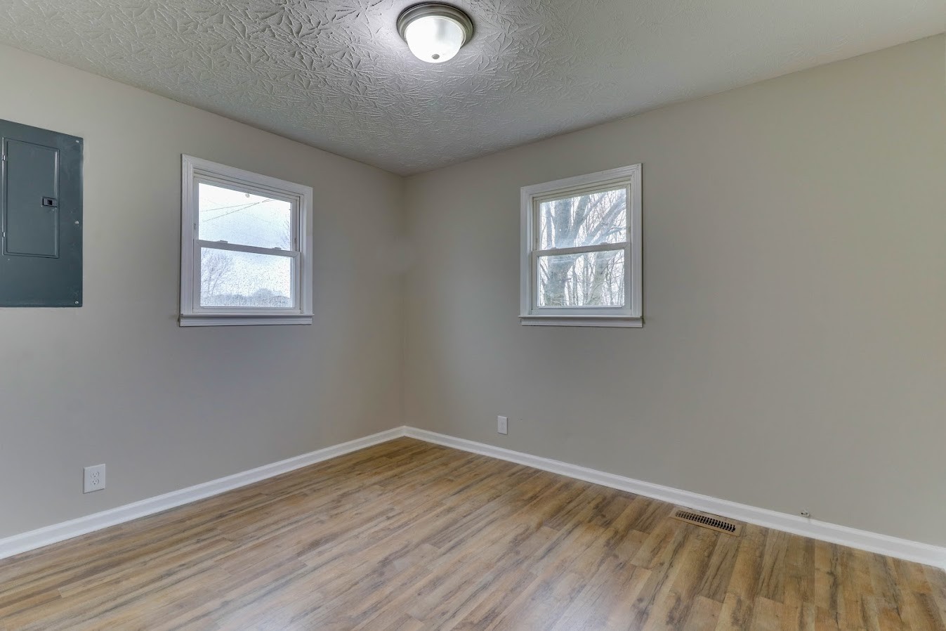 1041 Davis Mill Road Elkton, KY 42220 - Photo 13 of 26 Gallery Image 13