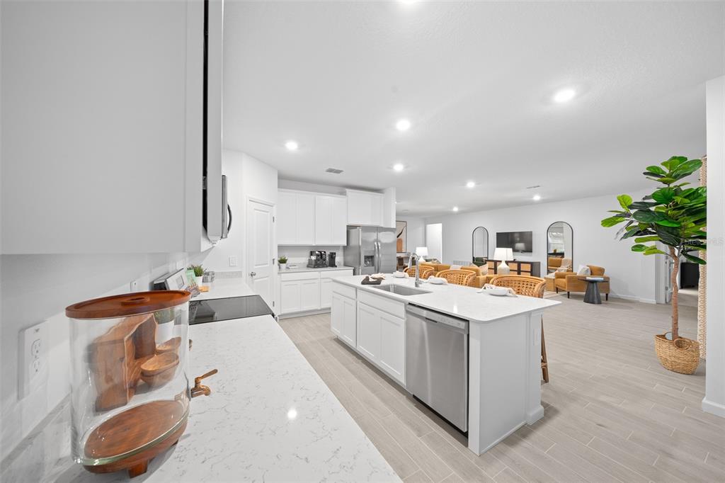 8735 Southwest 67th Circle Ocala, FL 34476 - Photo 17 of 35