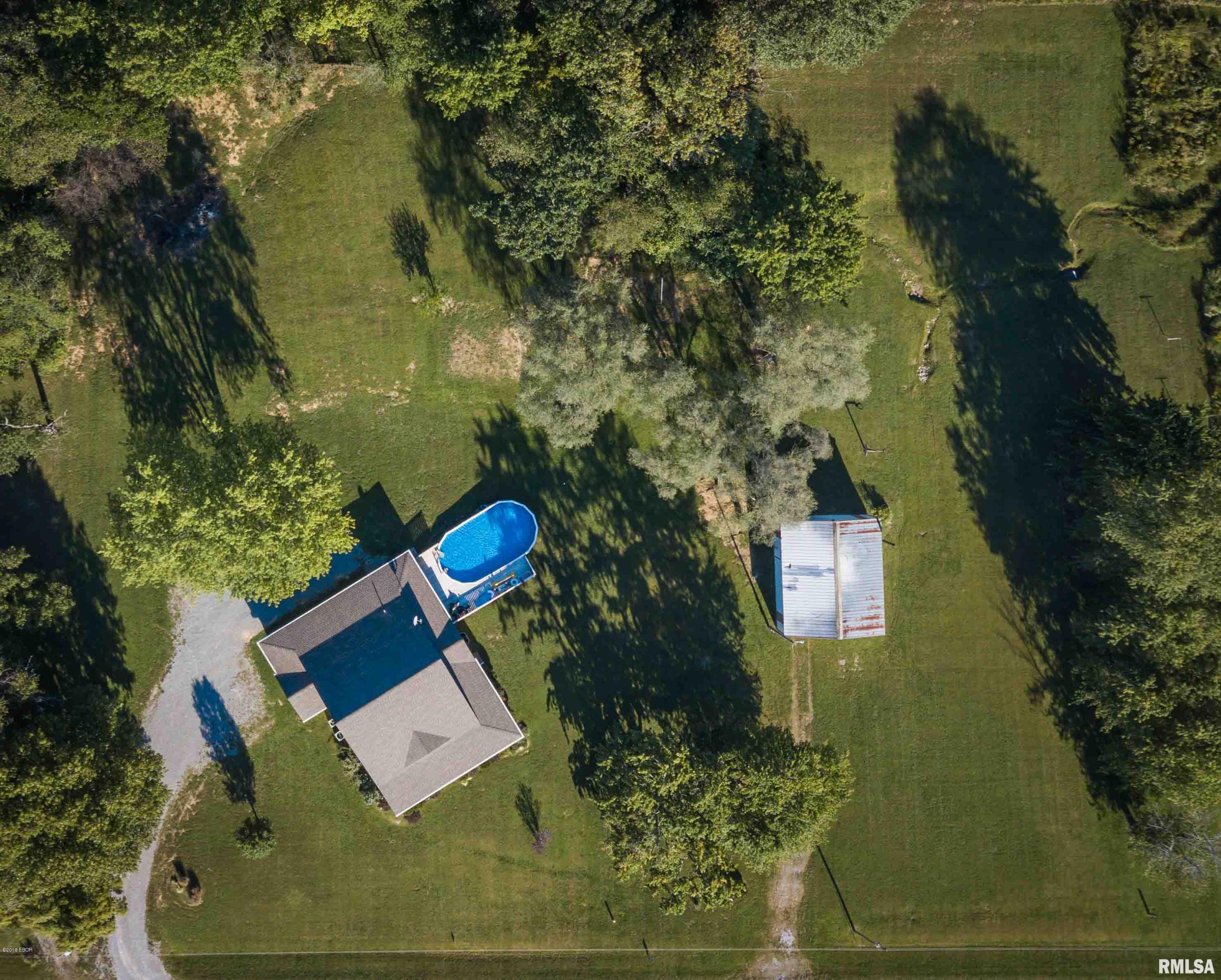 14860 Thackeray Road McLeansboro, IL 62859 - Photo 3 of 50 Gallery Image 3