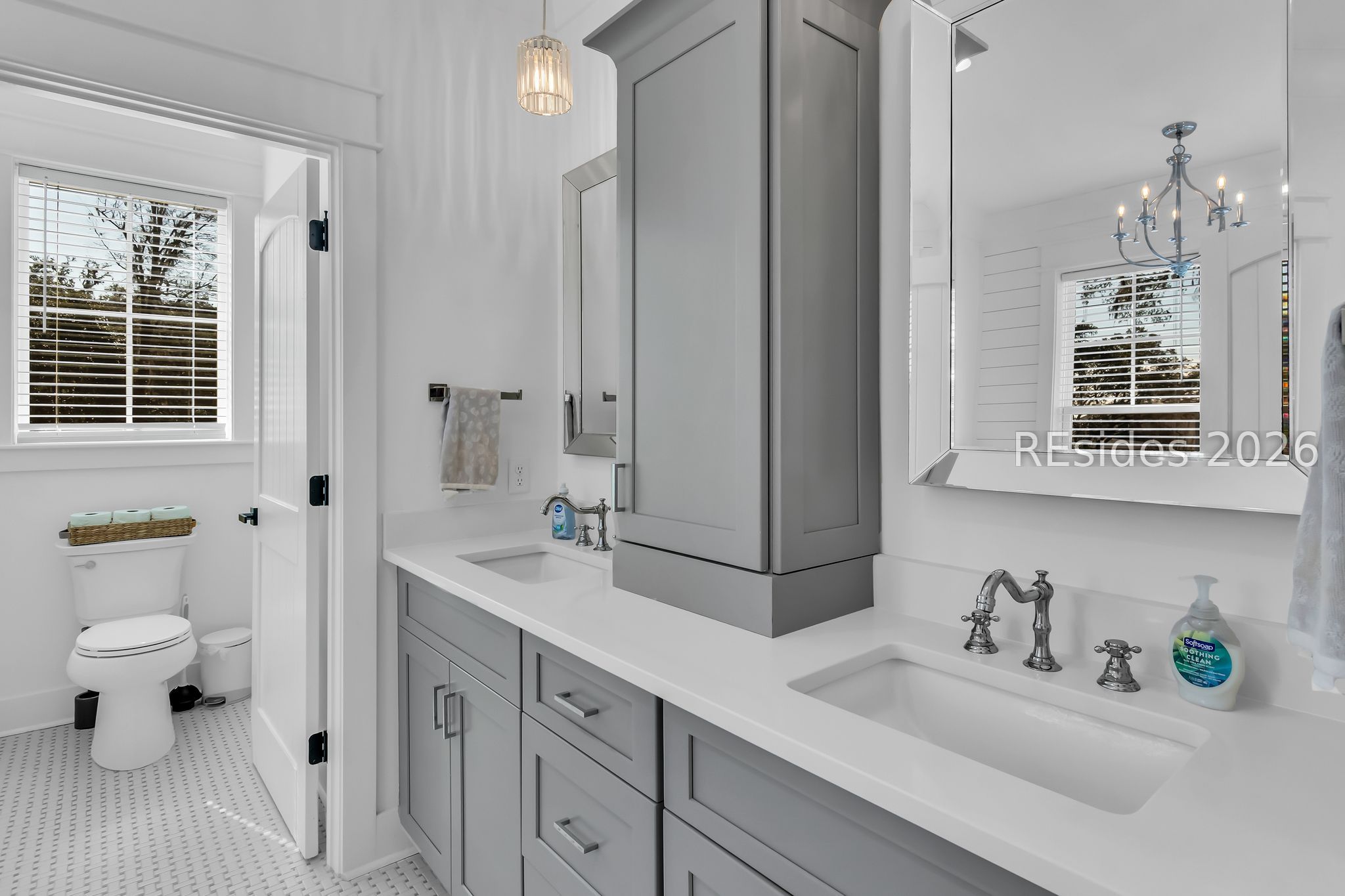 26 Pilot Point Road Ridgeland, SC 29936 - Photo 14 of 63 Primary bathroom with double vanity