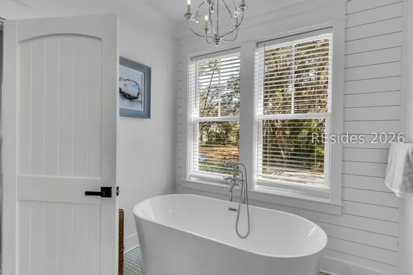 $1,200,000 | 26 Pilot Point Road, Ridgeland, SC 29936