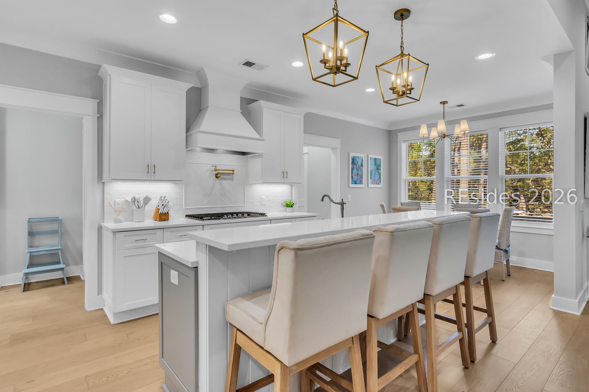 26 Pilot Point Road Ridgeland, SC 29936 - Photo 21 of 63 Eat in kitchen