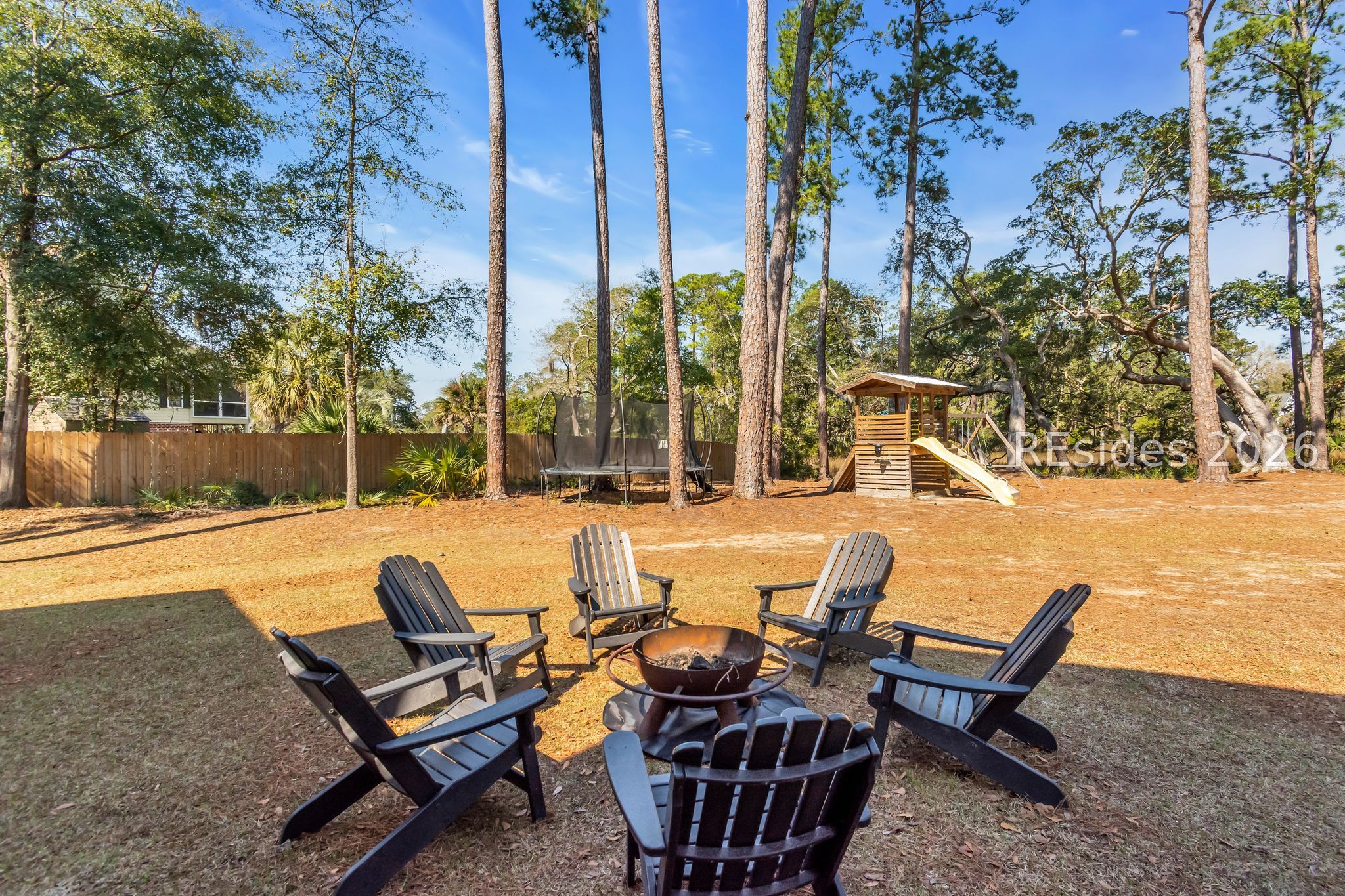 26 Pilot Point Road Ridgeland, SC 29936 - Photo 44 of 63 Large backyard
