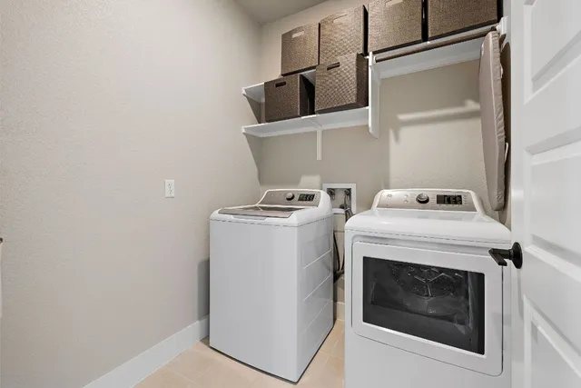 $379,900 | 4001 Promontory Point Trail, Georgetown, TX 78626