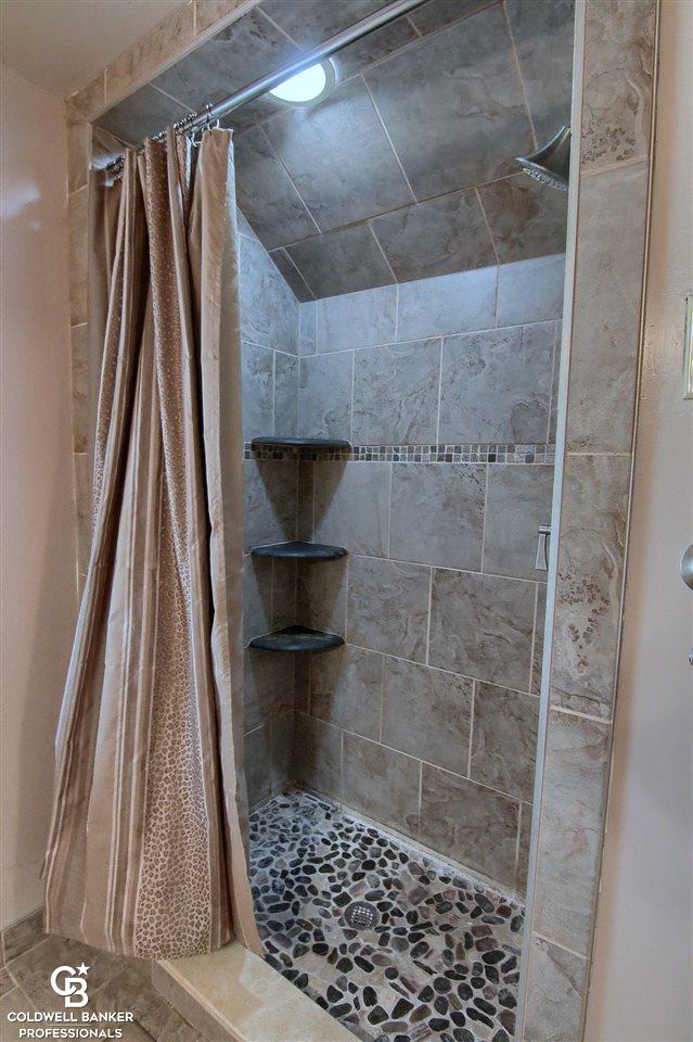 11275 Chicago Warren, MI 48093 - Photo 22 of 28 31356302-21.JPG