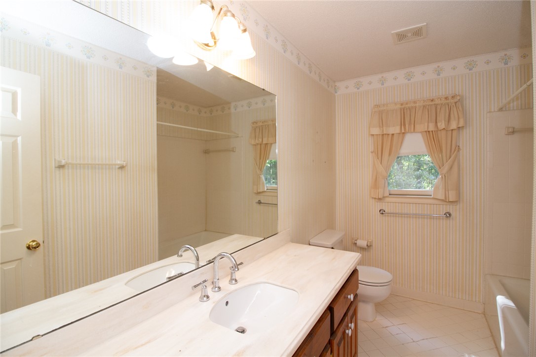 128 Laurel Lane Pendleton, SC 29670 - Photo 36 of 50