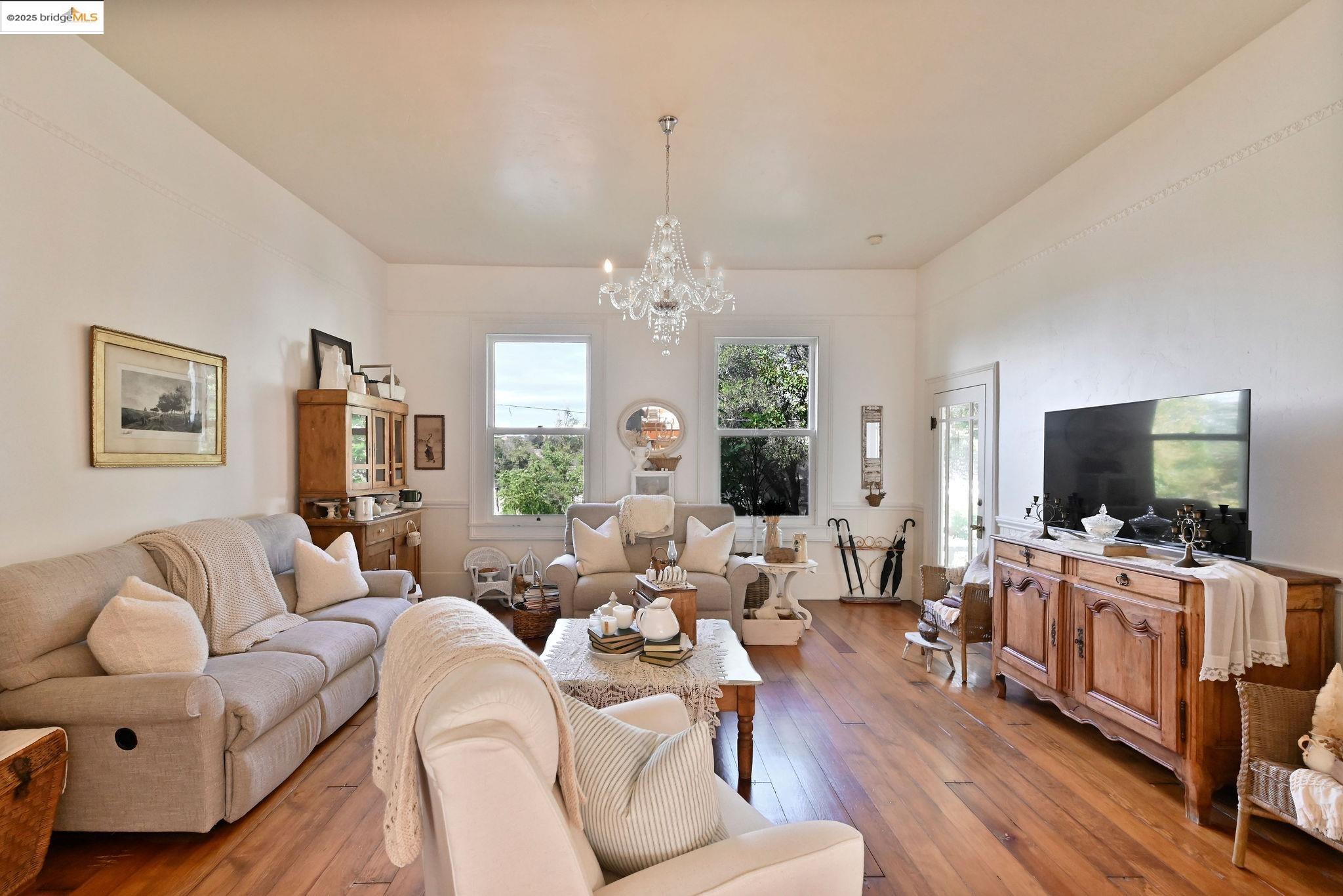 68 Church Hill Road San Andreas, CA 95249 - Photo 18 of 59 a living room with furniture and a flat screen tv