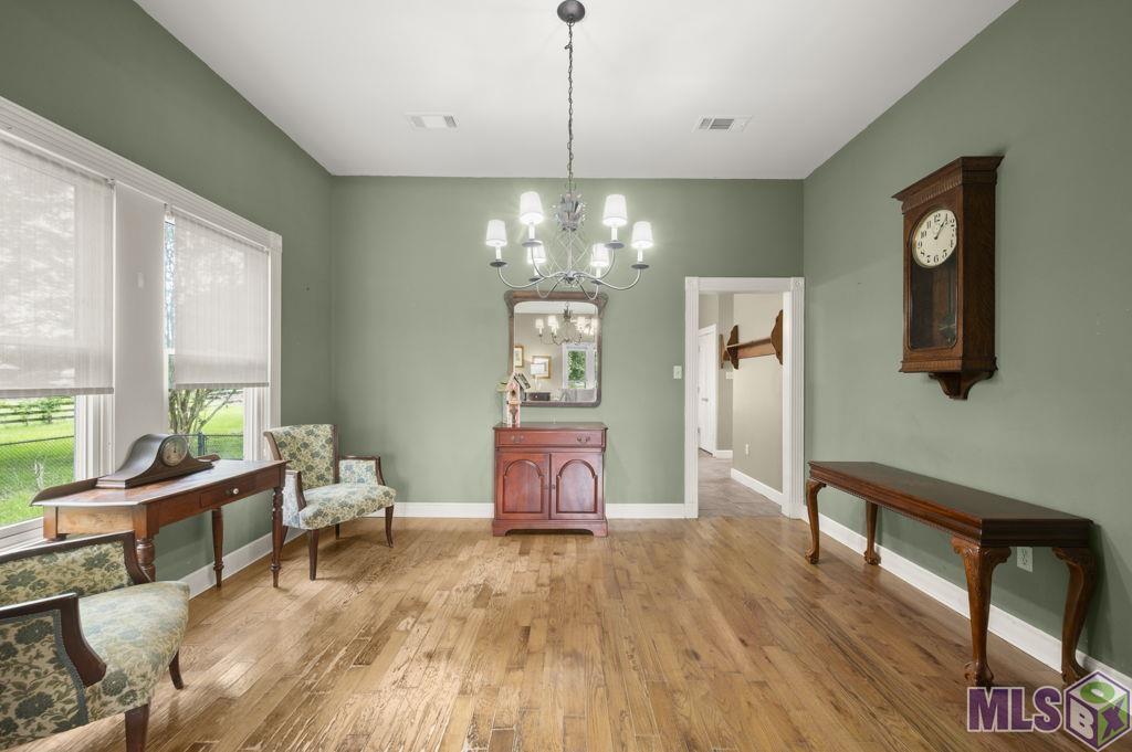 38326 Henry Road Prairieville, LA 70769 - Photo 9 of 28 Gallery Image 9